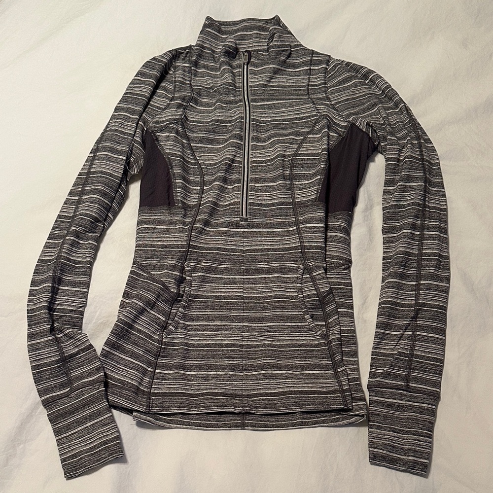 Lululemon Athletica Rulu Women’s Long Sleeve Size 8